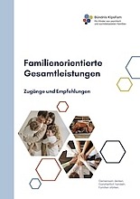 Familienorientierte Gesamtleistungen /fileadmin/user_upload/fruehehilfen.de/Buecher_Cover/cover-publikation-familienorientierte-gesamtleistungen-broschuere-september-2026-220x312px.jpg