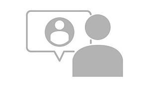 Icon Digitale Sprechstunden Icon mit Person vor einem Monitor, die mit Person im Monitor spricht