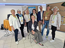 Gruppe mit Kongressteilnehmern