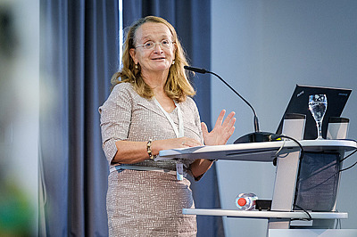 Prof. Dr. Regina Klein 