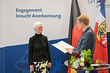 Professorin Dr. Ute Thyen erhält das Bundesverdienstkreuz